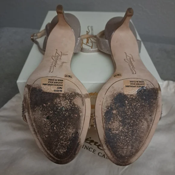 Vince Camuto Imagine Soft Gold Kitten Heels - Picture 10 of 14